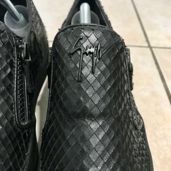 Giuseppe Zanotti Embossed Leather Low-Top Slip-On main image 4